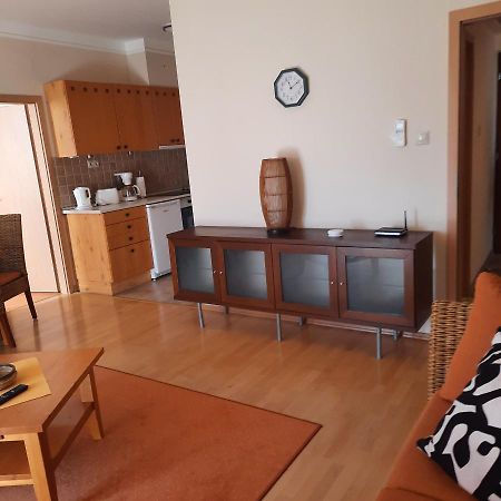 Kata Apartman Apartment บุค ภายนอก รูปภาพ