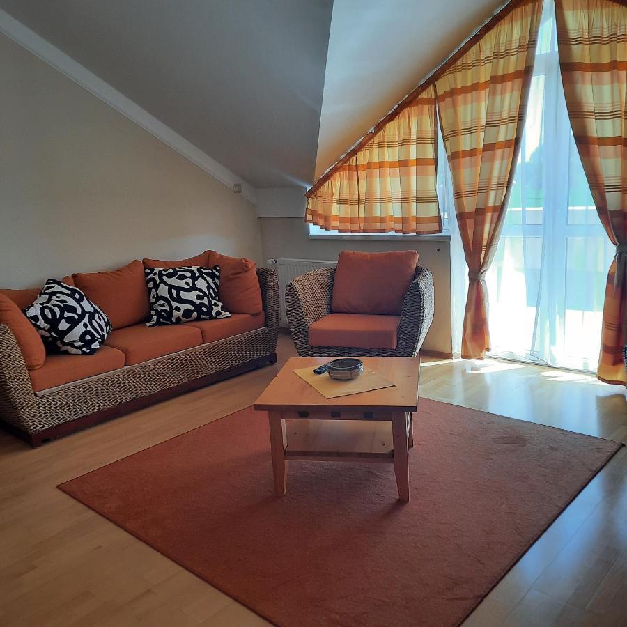 Kata Apartman Apartment บุค ภายนอก รูปภาพ